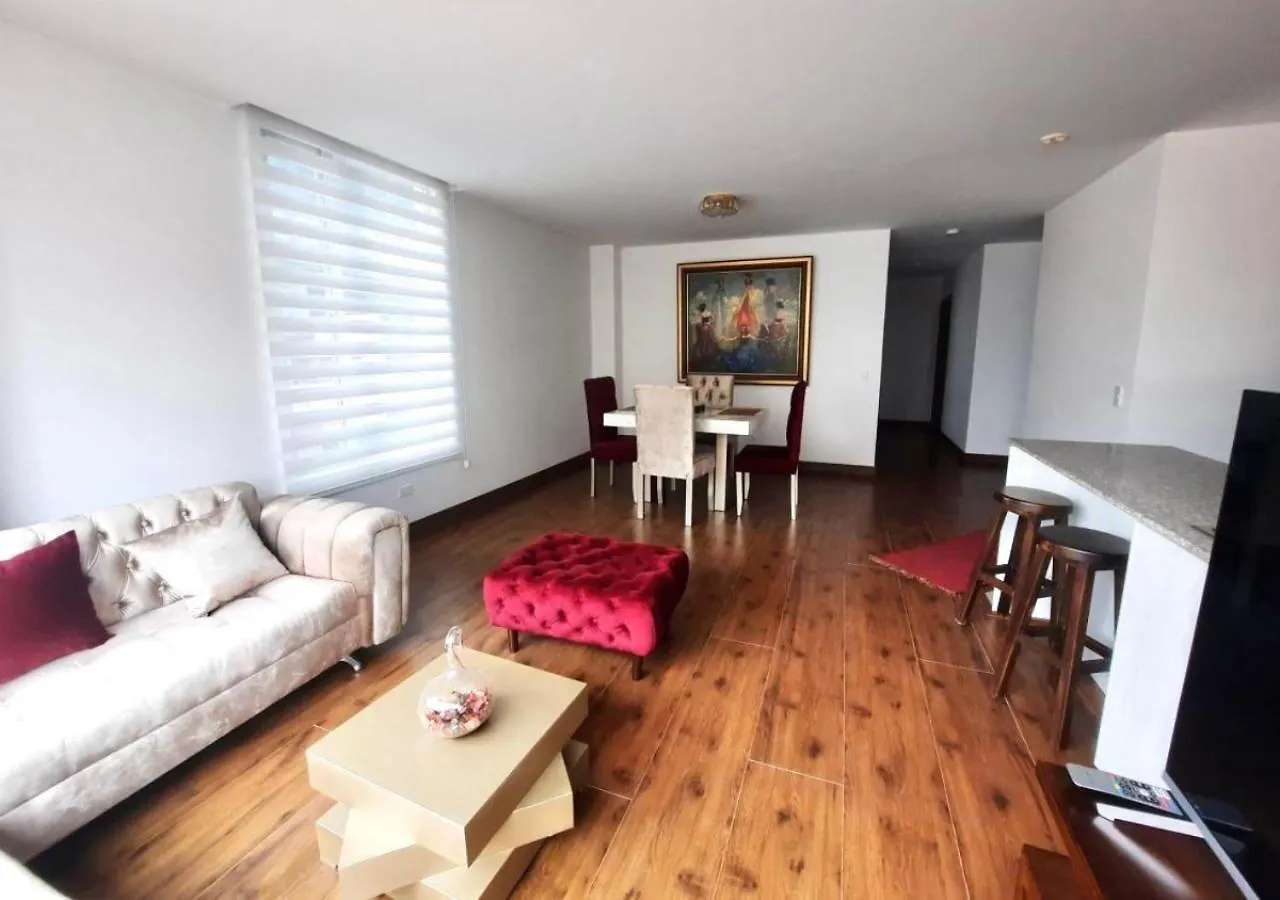Departamento Familiar La Carolina Apartment Quito